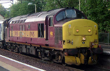 Picture of a class 37 diesel-electric engine