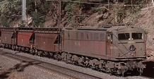 Picture of a NSWGR class 46 pulled train